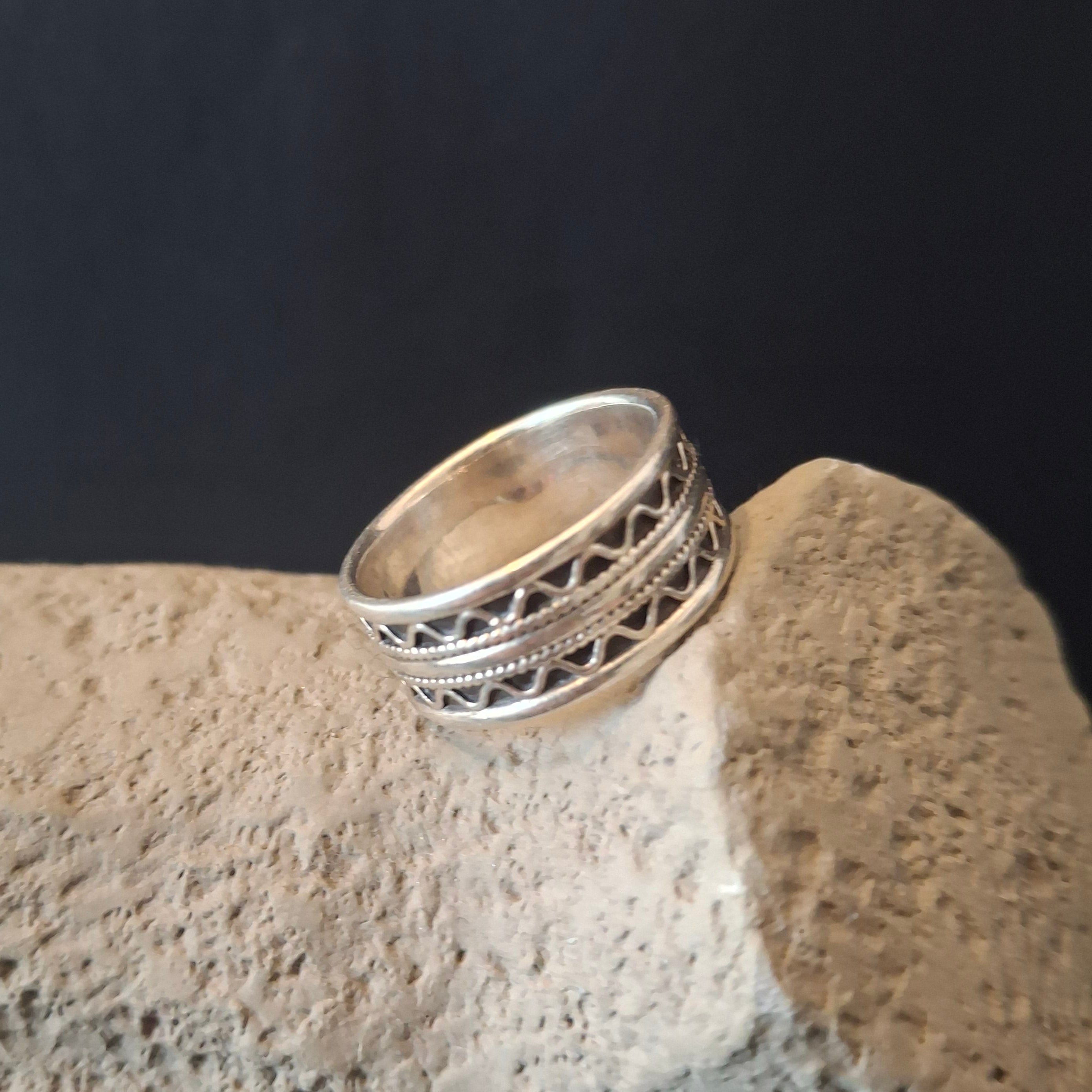 Vintage Sterling Silver Wide Pattern Band Ring – view 3