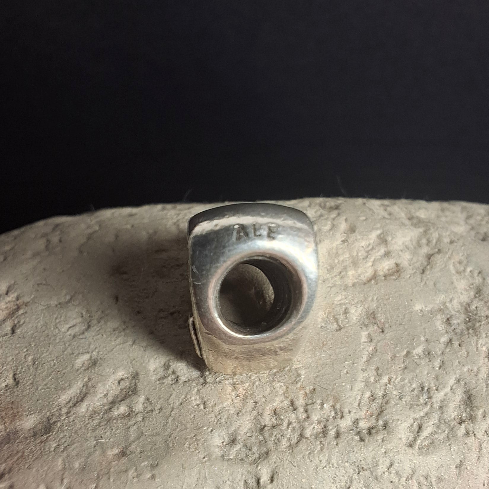 Retired Authentic Pandora Best Friends Heart Charm 791727CZ – view 3