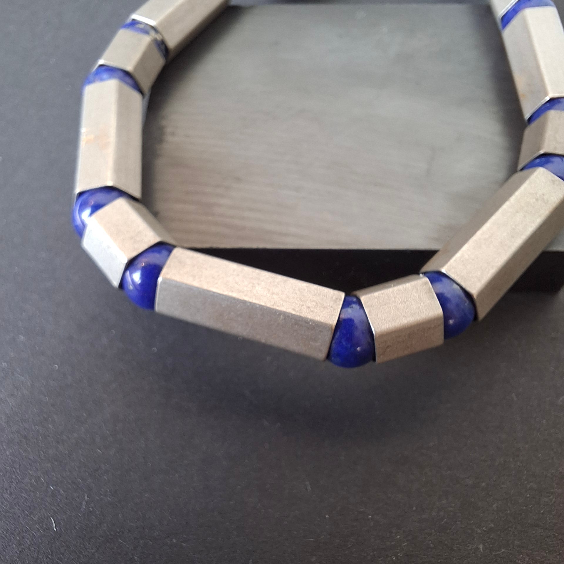 Modernist 925 Silver & Lapis Lazuli Geometric Bead Bracelet – view 5