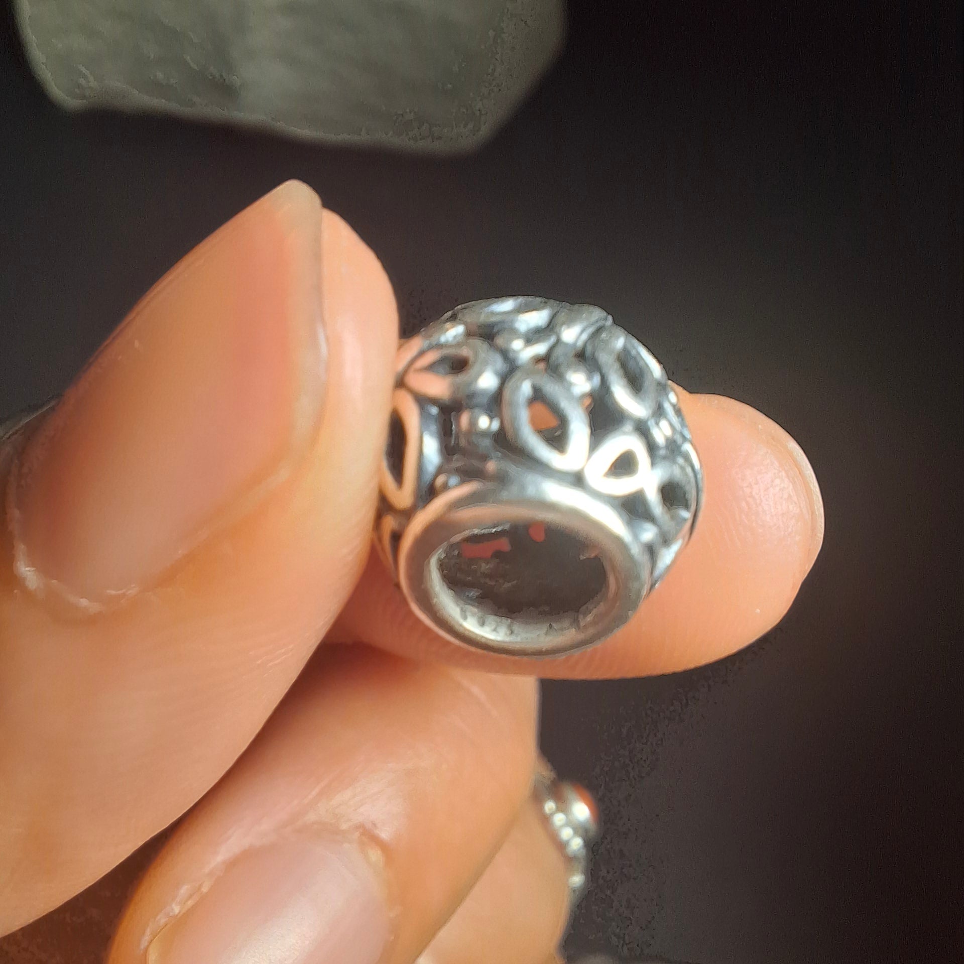 (Retired) Authentic Pandora 790895 Butterfly Garden Charm – view 3