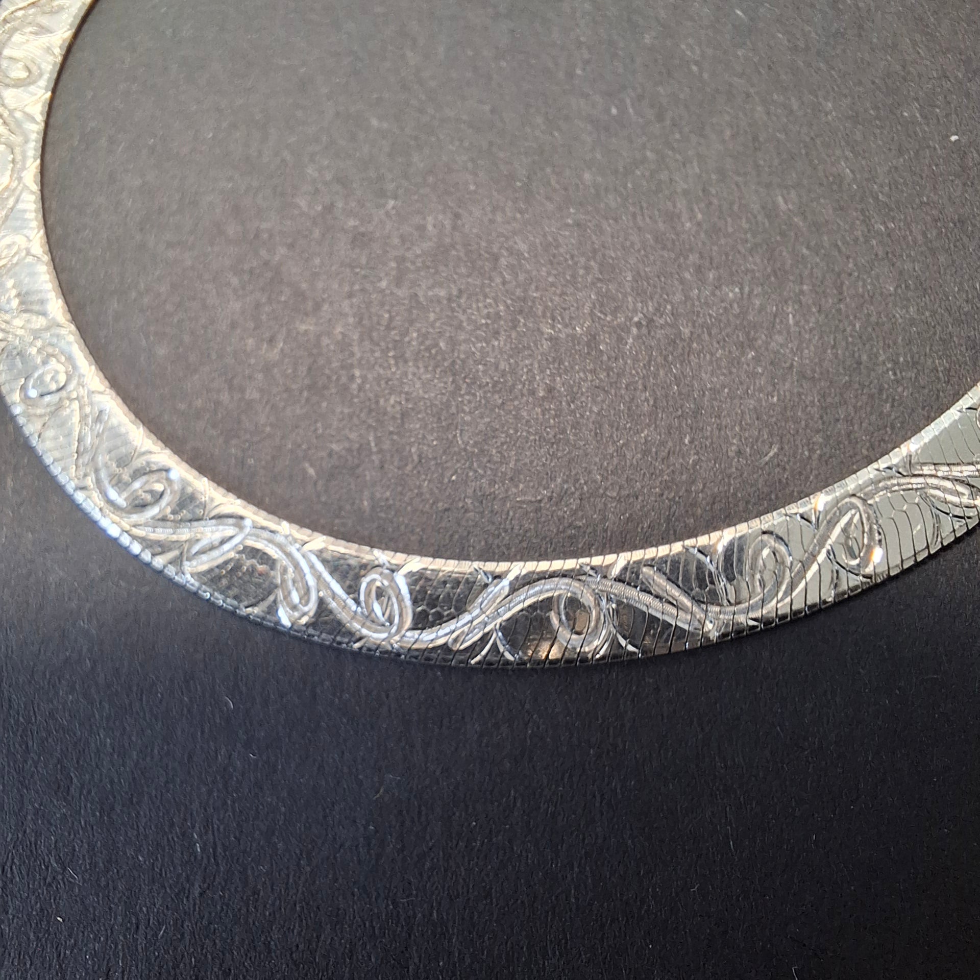 Vintage Italian Etched Sterling Silver Herringbone Bracelet – view 2